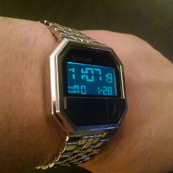 nixon rerun silver